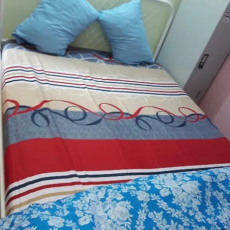 Knock Hostel